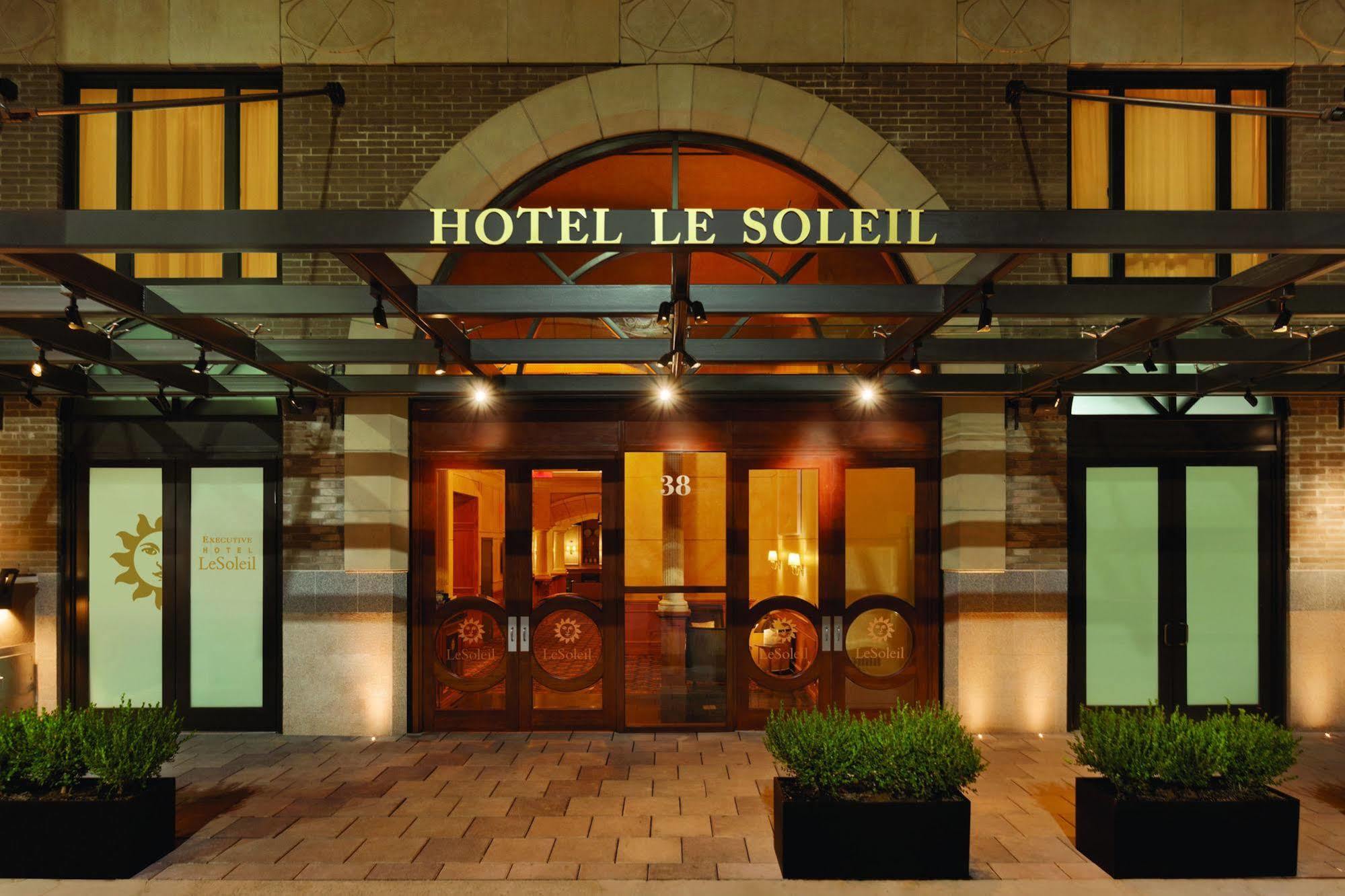 Executive Hotel Le Soleil New York Exterior foto