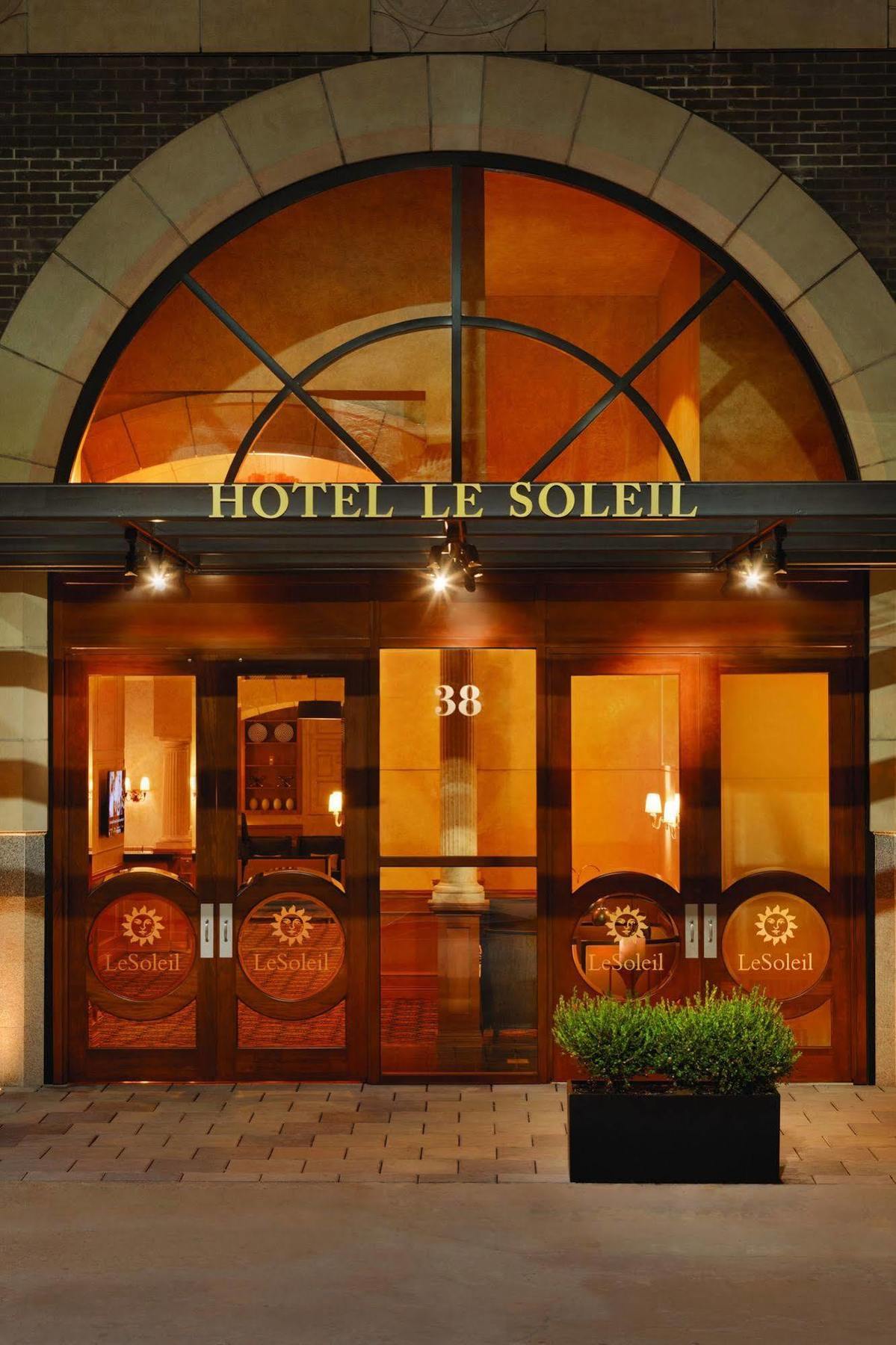 Executive Hotel Le Soleil New York Exterior foto